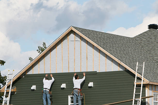 Professional Siding Contractor technician working in Barclay, MD